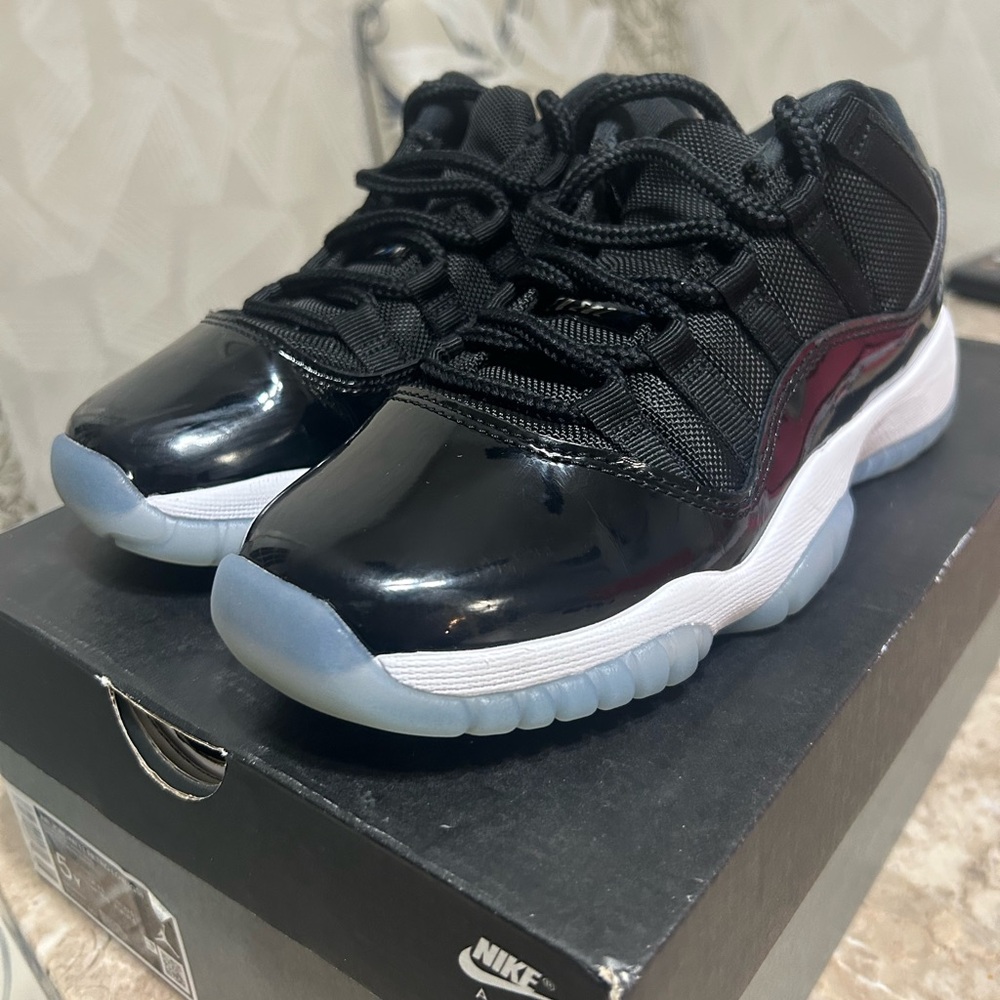 Air Jordan 11 Retro Low (GS)